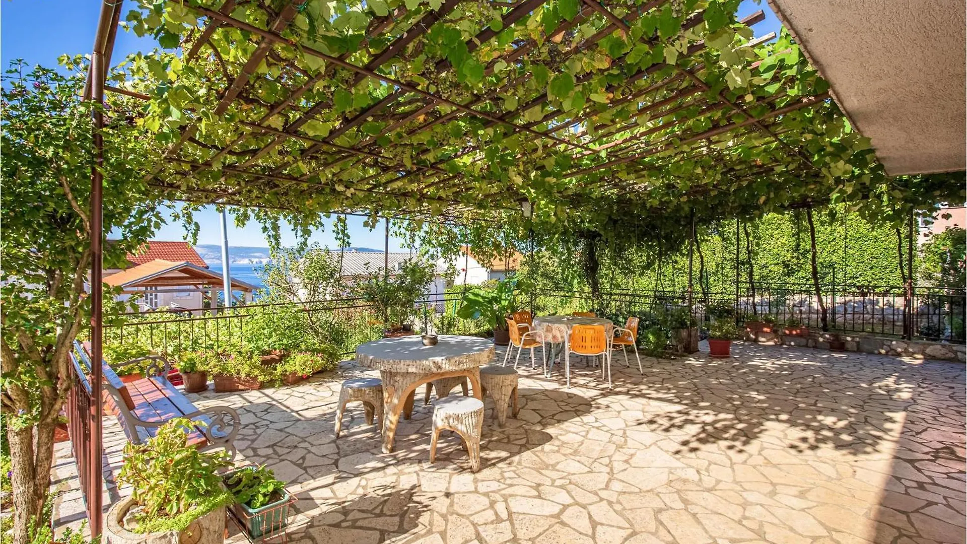Nice Apartment In Novi Vinodolski With Wifi